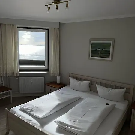 Strandhotel فندق